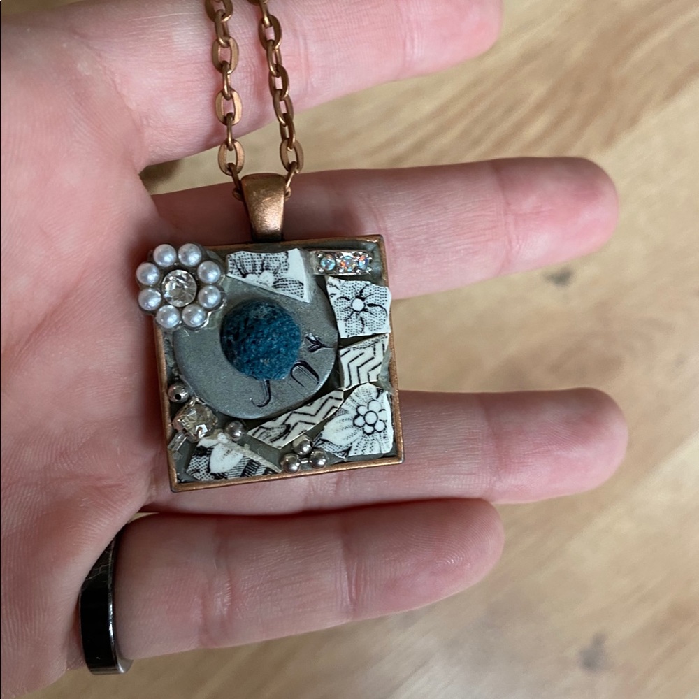 essential oils necklace